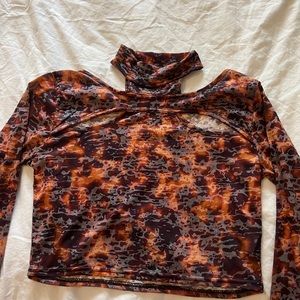 Womens tortoise pattern cut out crop top